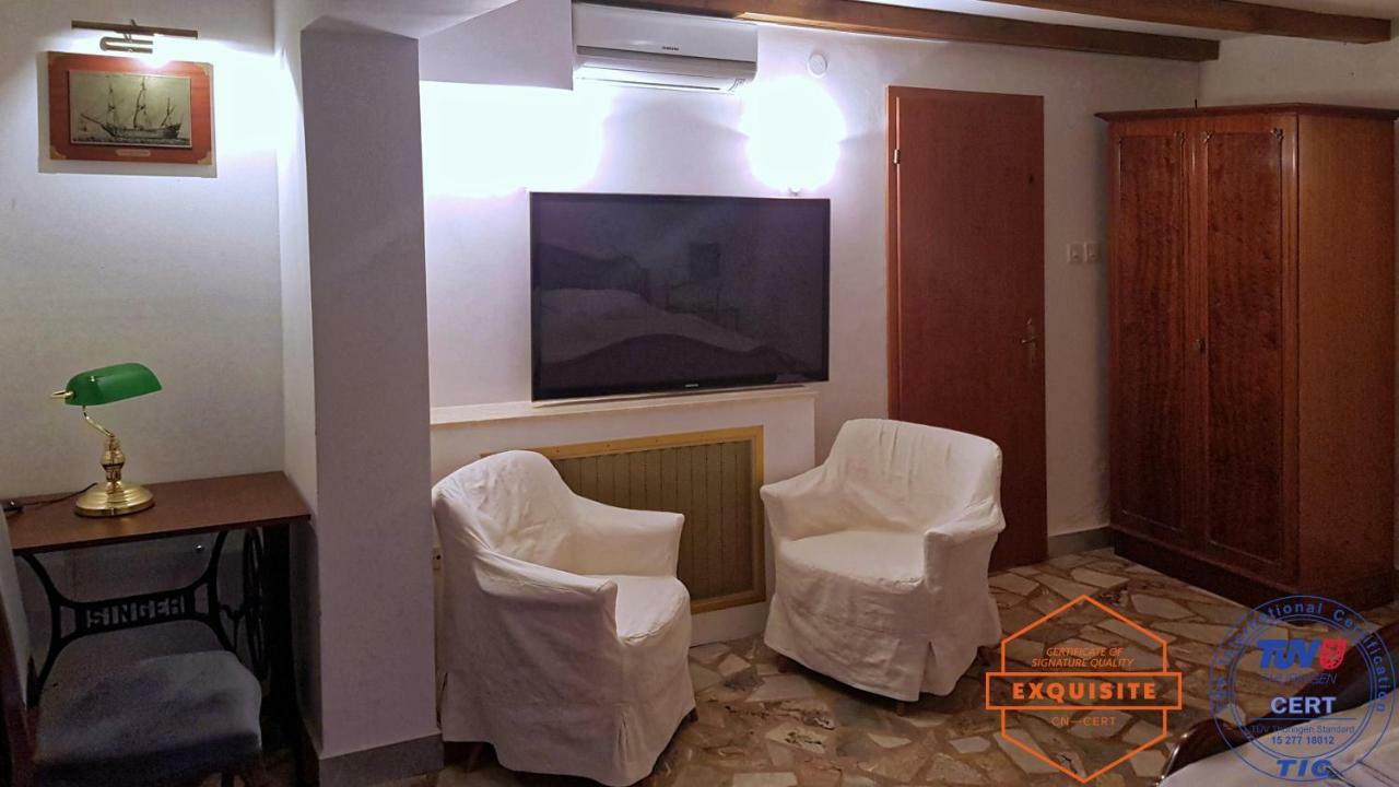 Villa Kovach 克尔克 外观 照片